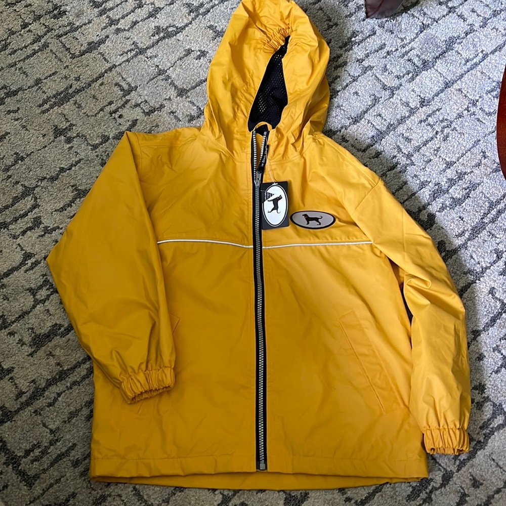 The Black Dog kids yellow rain jacket 7/8 
The Black Dog(new)